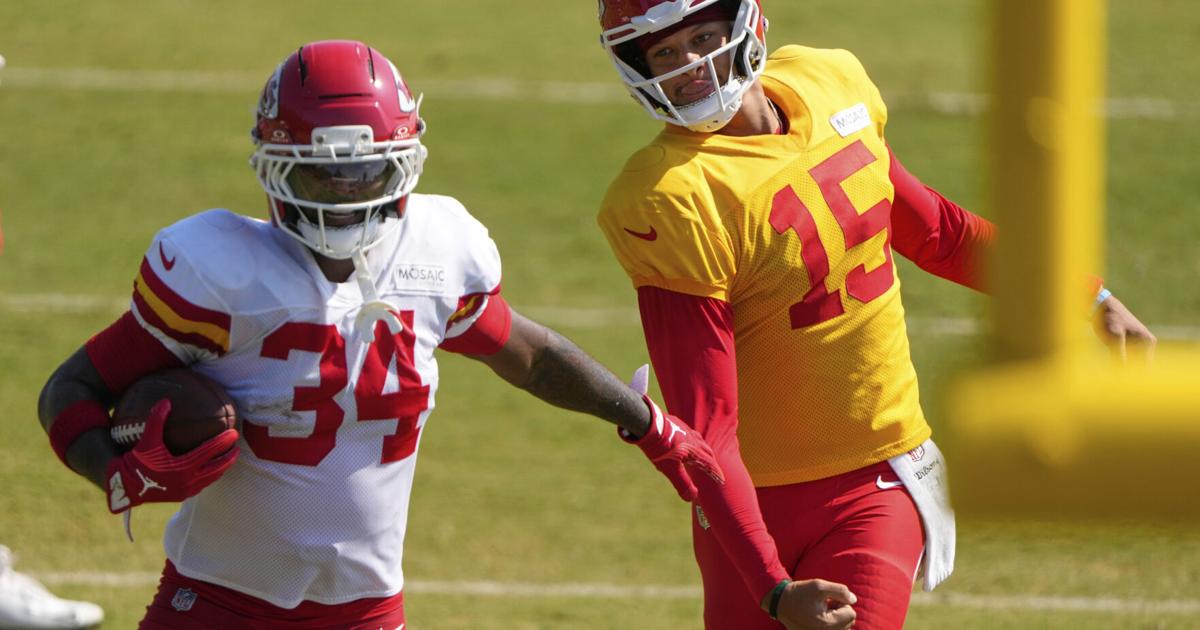 Mahomes, Chiefs starters to play in preseason opener against Cardinals | Sports