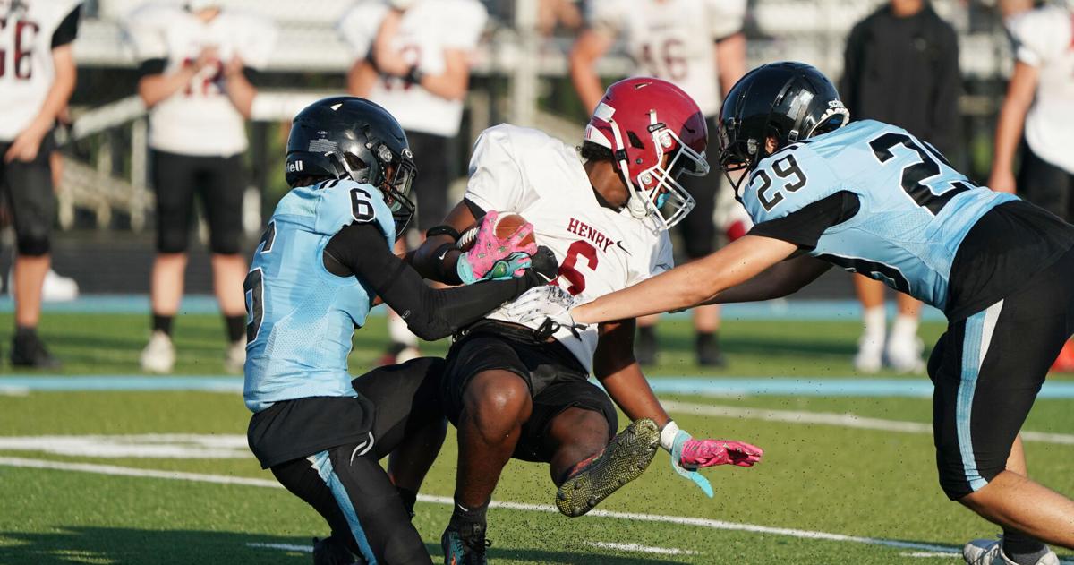 FOOTBALL...Speed, experience makes Titans prime for run | Sentinel News