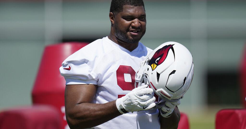 Love of game keeps Cardinals' Calais Campbell on field | Csg-web