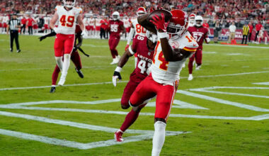 Texans work out, signing wide receiver Juwann Winfree, also worked out Cornell Powell