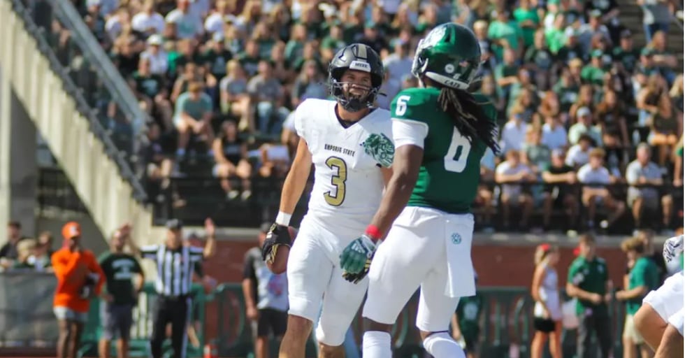 Tyler Kahmann celebrating a touchdown during the second quarter against the Bearcats.