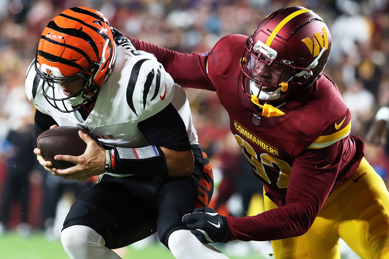 Was Jason Kelce right that the Bengals should have pulled Joe Burrow earlier vs. the Commanders on Monday?