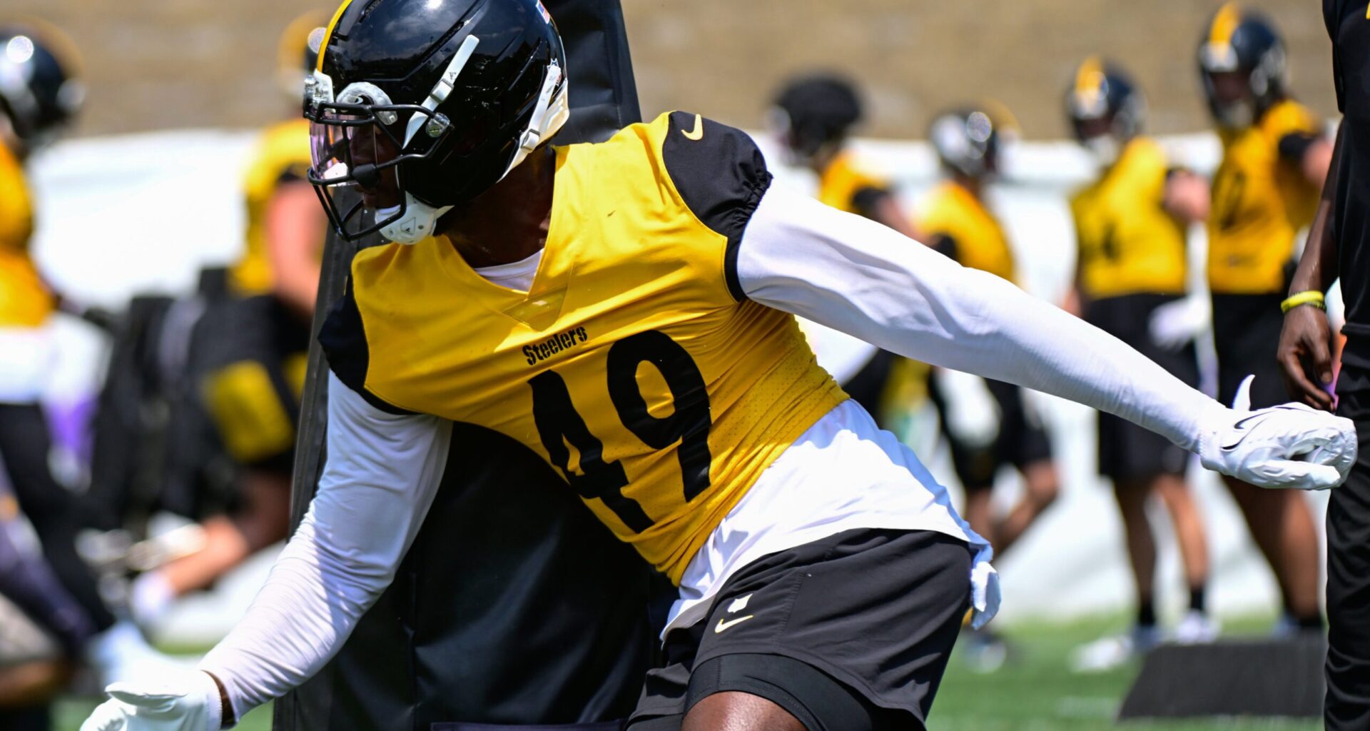 Steelers Cut Ties with Rising Outside Linebacker