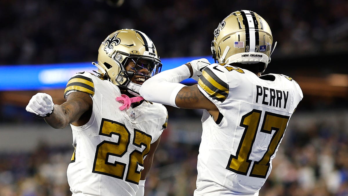 Broncos WR sidelined after being cut by Saints