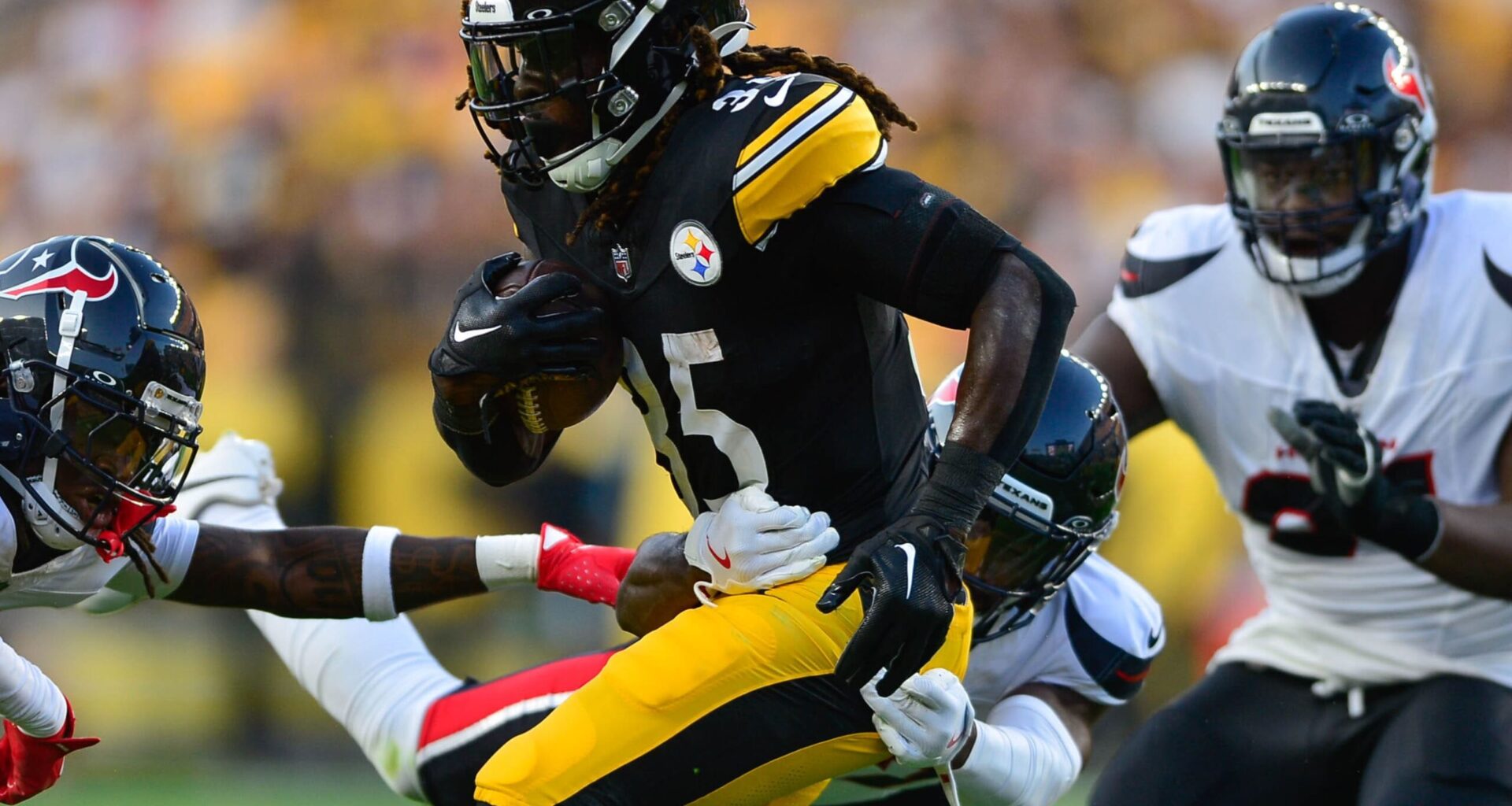 Giants Sign Former Steelers Running Back