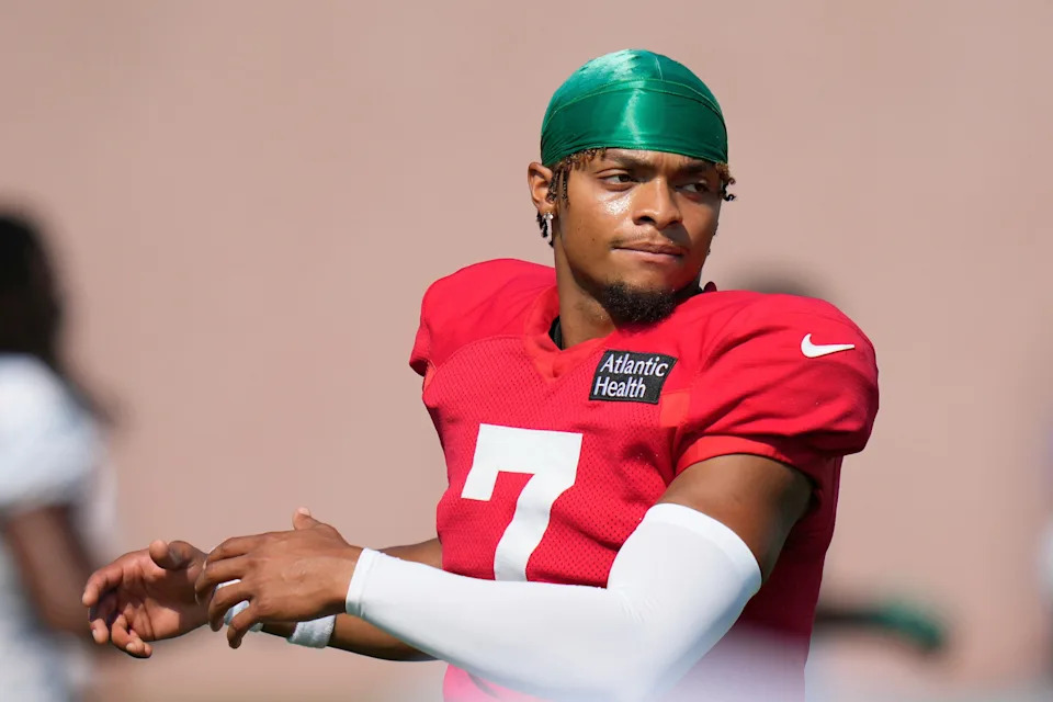New York Jets' quarterback Justin Fields during a joint training camp practice with the New York Giants, Wednesday, August 13, 2025, in East Rutherford, N.J.