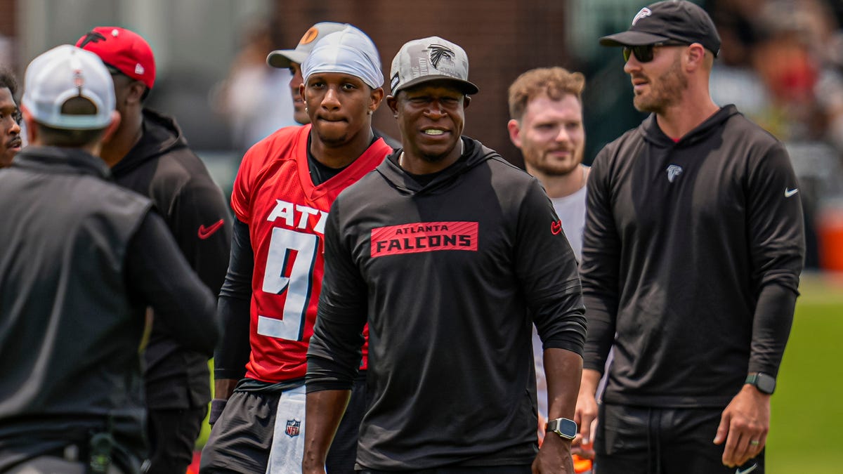 James Pearce in brawl, Raheem Morris fall goes viral