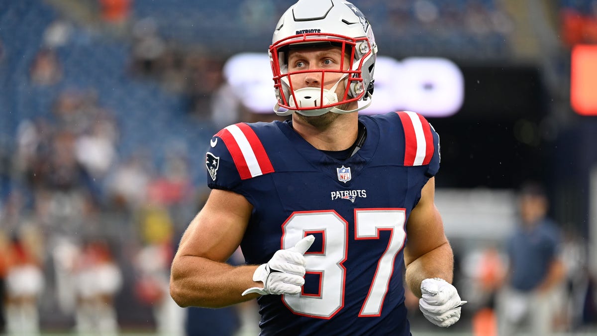 Former Michigan State tight end released by the Buffalo Bills