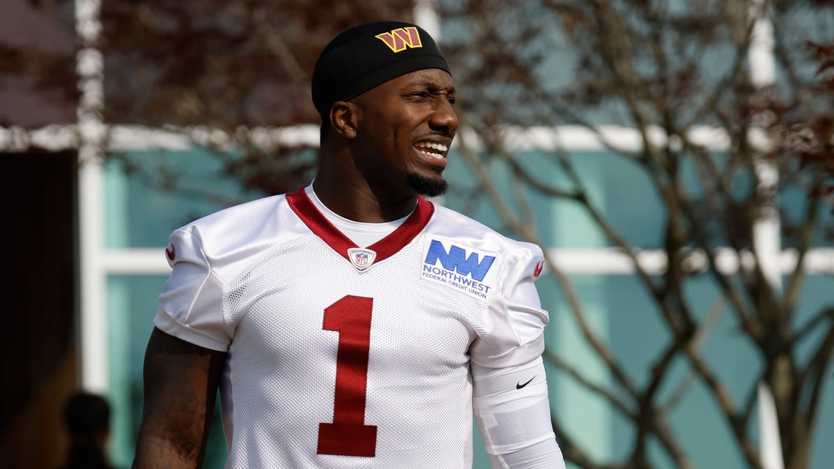 Deebo Samuel has a message for Terry McLaurin