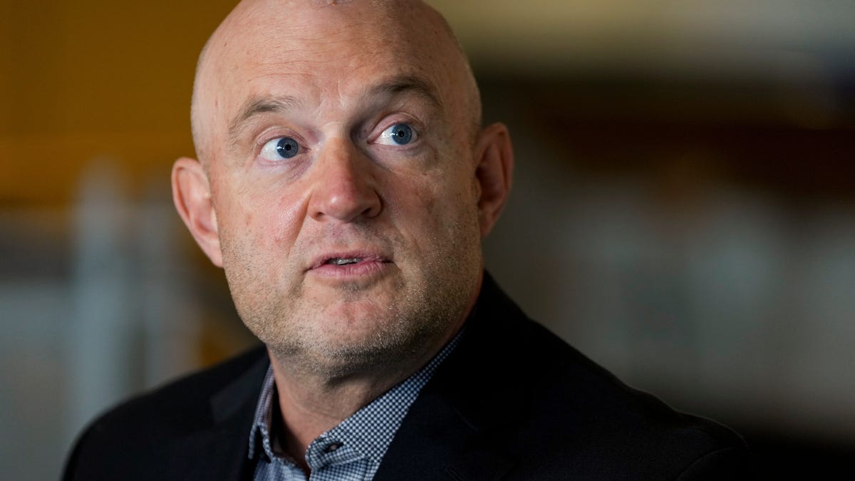 Bengals' Duke Tobin talks Trey Hendrickson during contract standoff