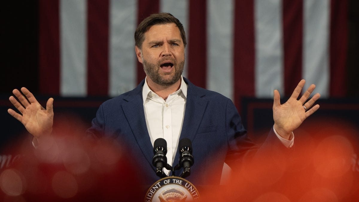 JD Vance talks viral fight and the Cincinnati Bengals