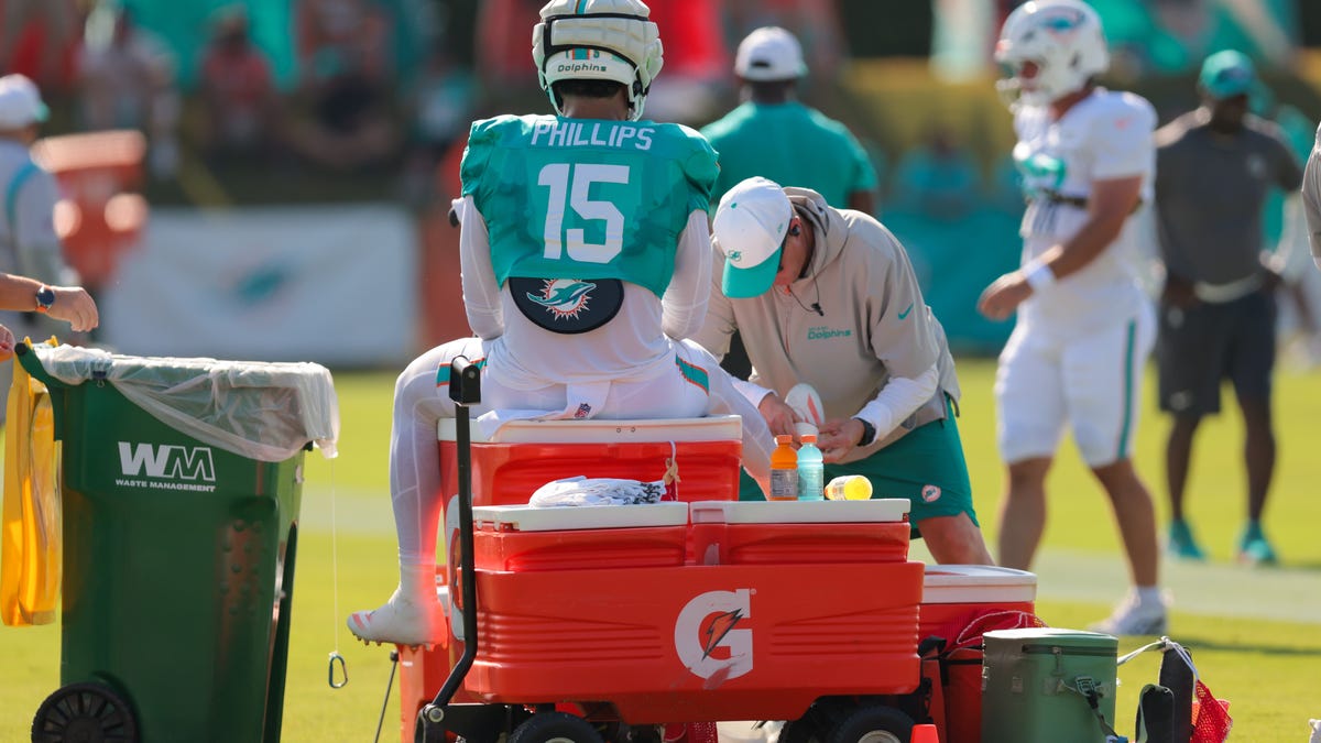 More injuries stack up for Miami on Saturday