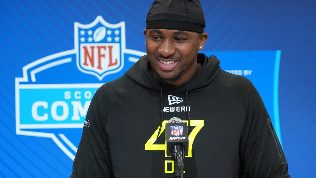 No. 31 DE Donovan Ezeiruaku