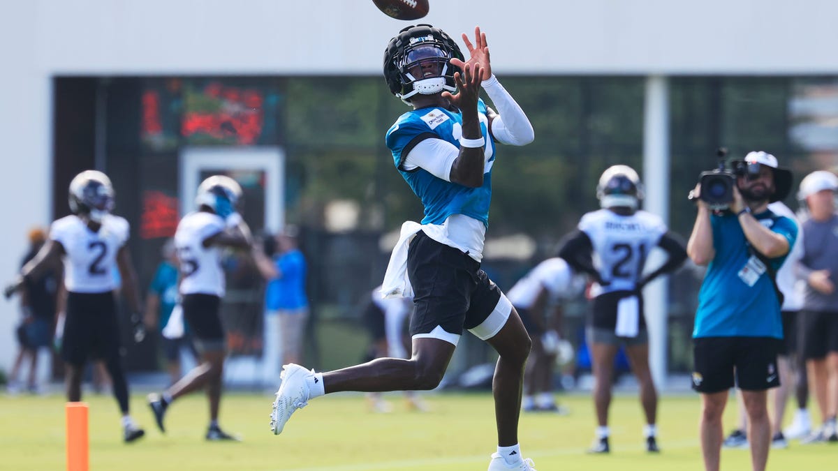 Jaguars' Travis Hunter receives message from Hall of Famer Jerry Rice