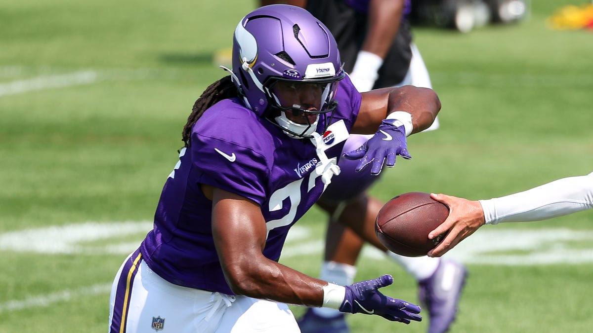 Top RB handcuffs for 2025 fantasy football, ranked