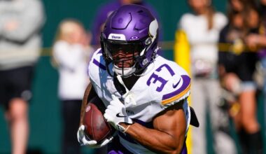 UW football's all-time leading rusher signs with Baltimore Ravens