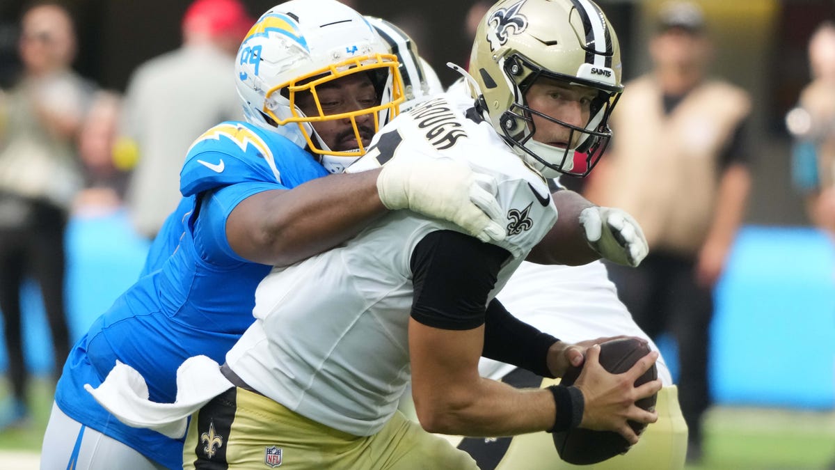 Saints QB bounces back after pick-6