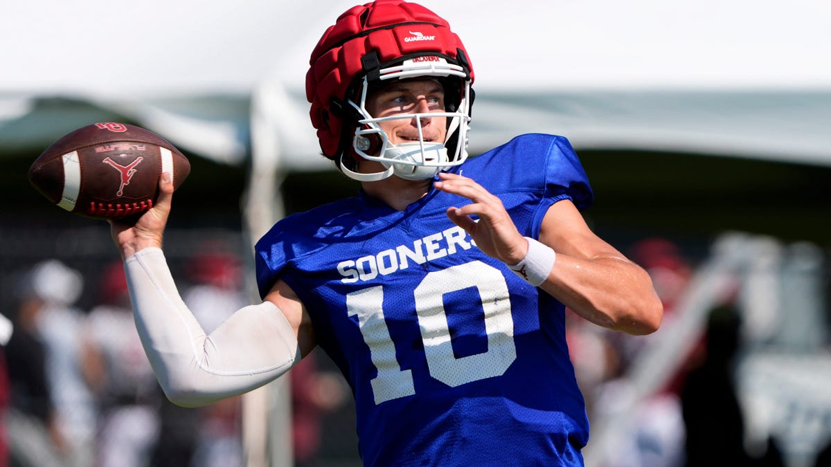 College football transfers of impact include these 10 players