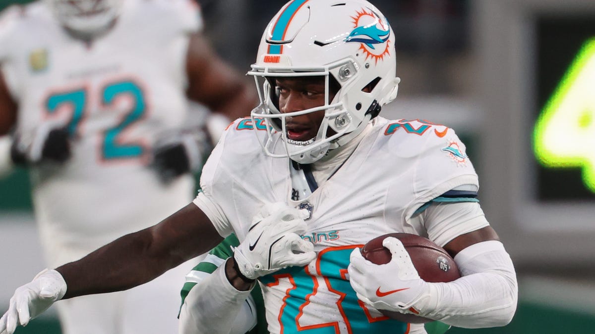 Top fantasy football RB in 2025? 4 targets based on trends