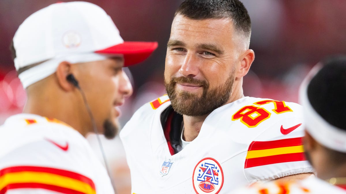 Does 'New Heights' glitch present an issue for NFL come Week 1?