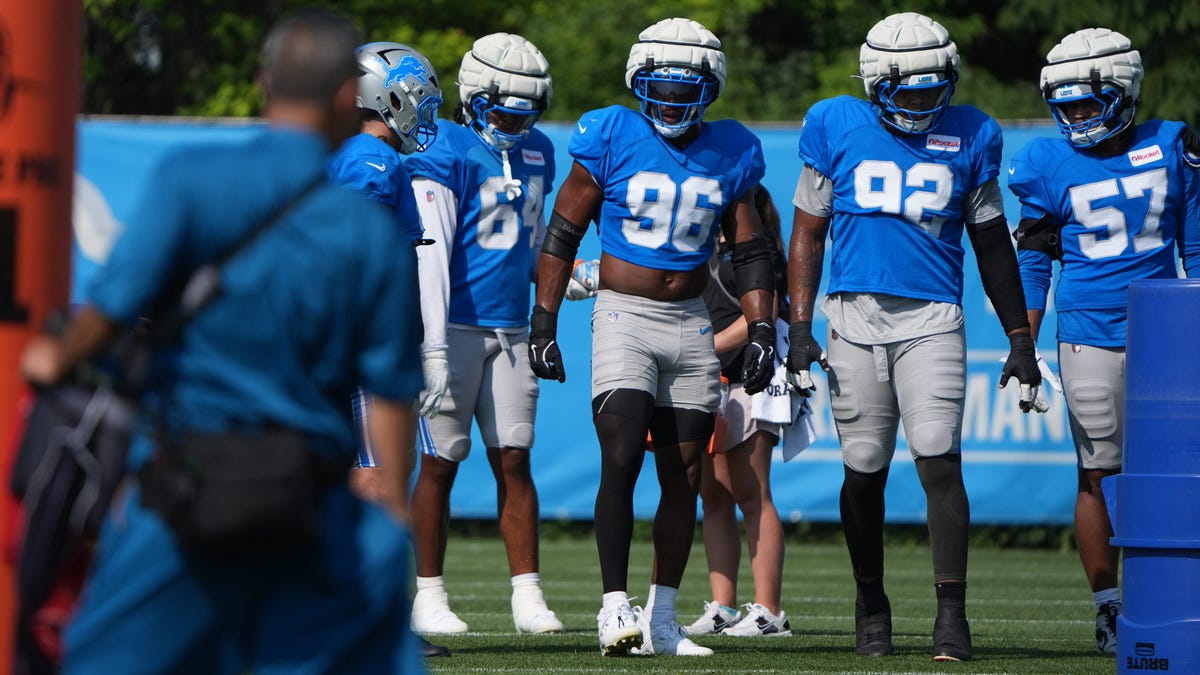 Lions latest depth chart offers some clues on Detroit's roster battles