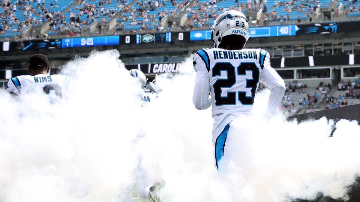 C.J. Henderson signed to 90-man roster