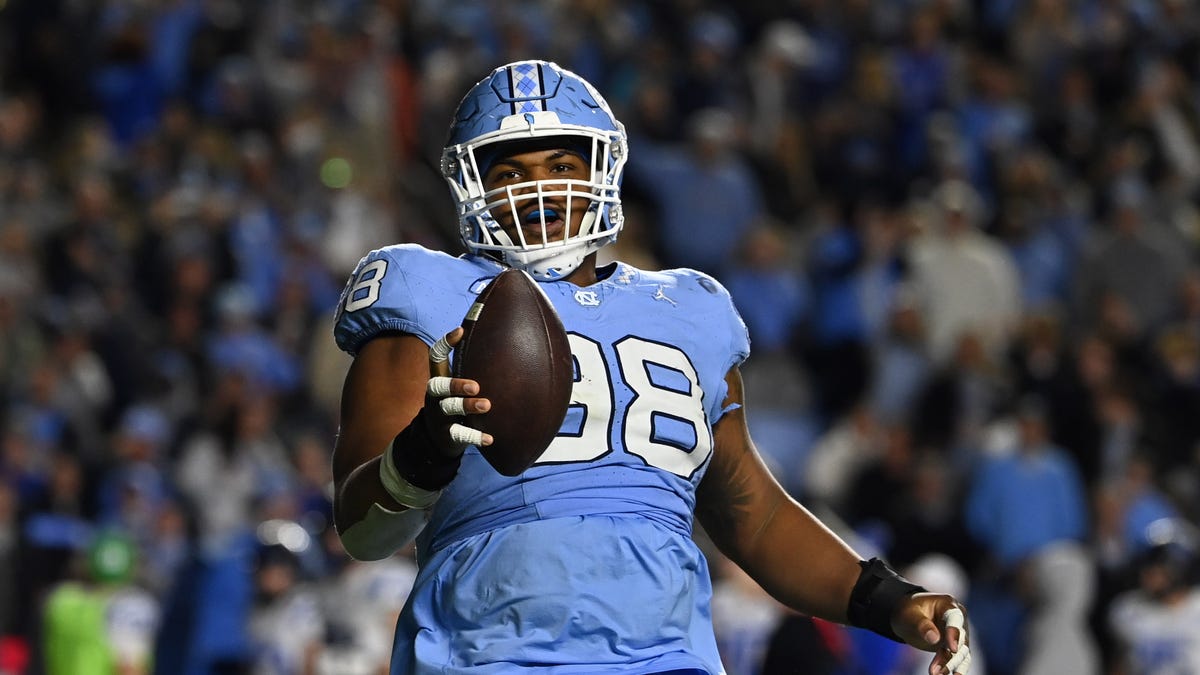 Panthers work out former UNC DL Kevin Hester on Thursday