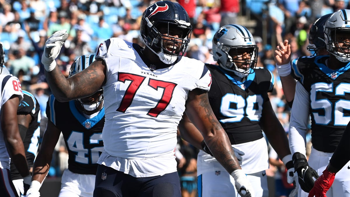 Commanders work out two veteran offensive tackles