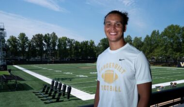 Why Eli Stowers stayed at Vanderbilt football and delayed NFL draft