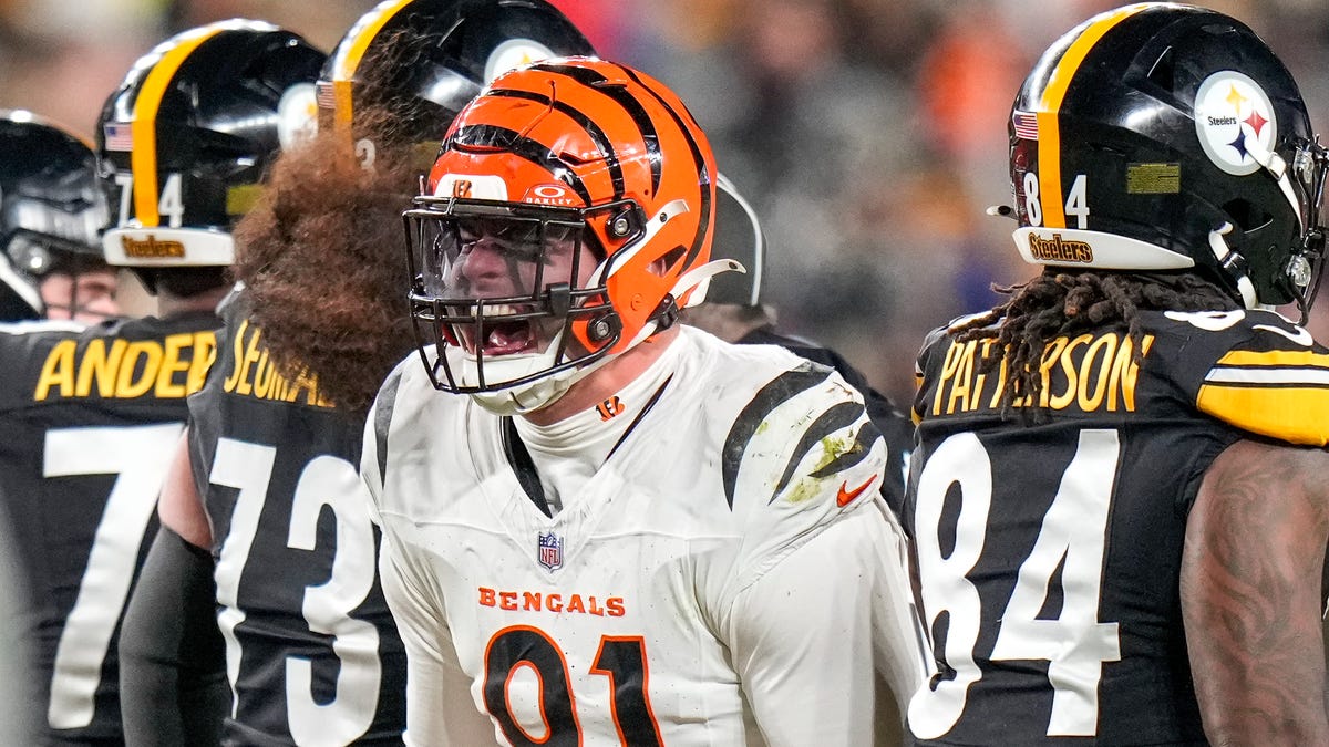 Colts' DC Lou Anarumo weighs in on Bengals DE Trey Hendrickson