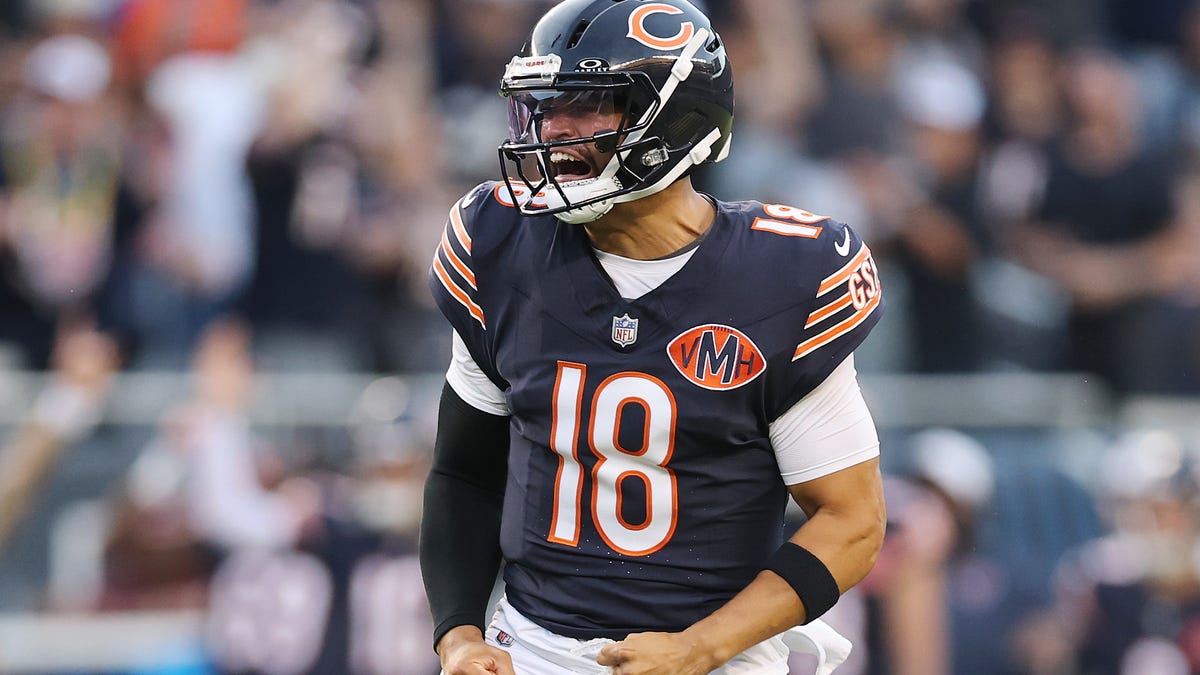 NFL world reacts to Caleb Williams' hot start