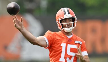 This team making huge mistake playing QB veteran over star rookie