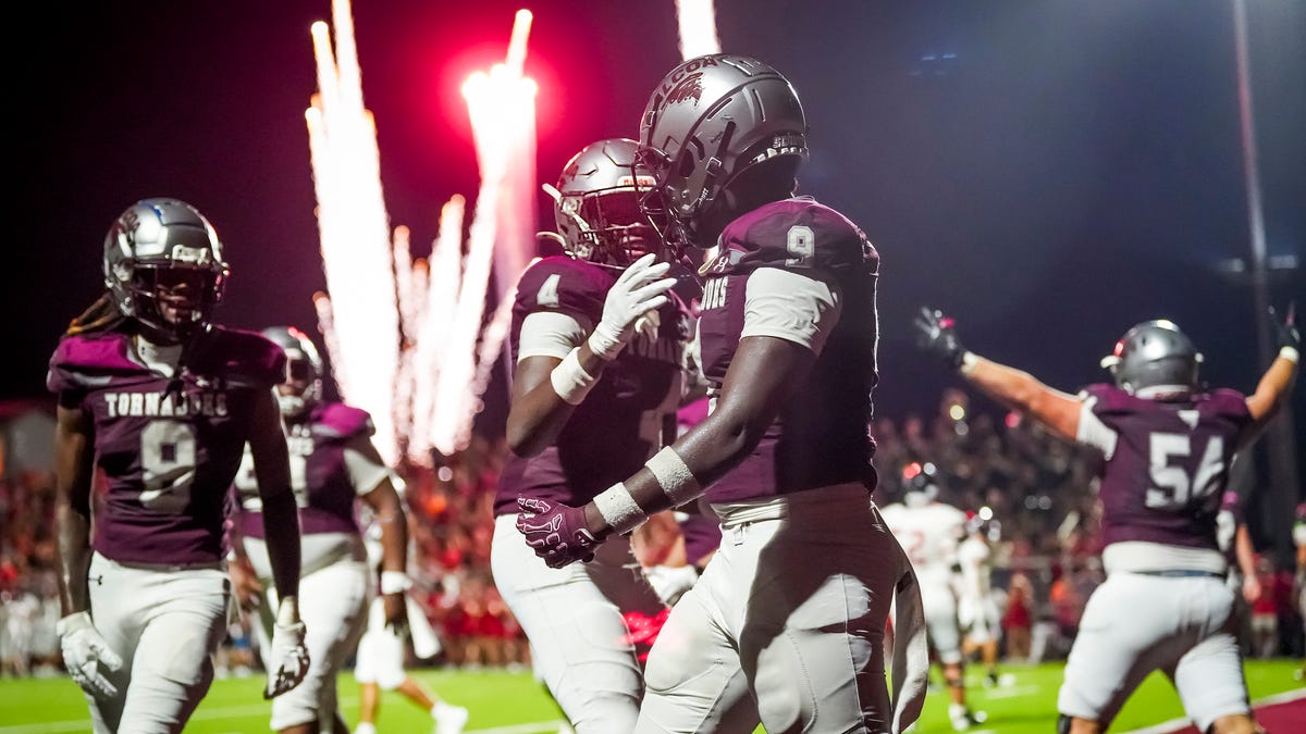 Maryville transfer Thomas Manu leads Alcoa to rivalry win