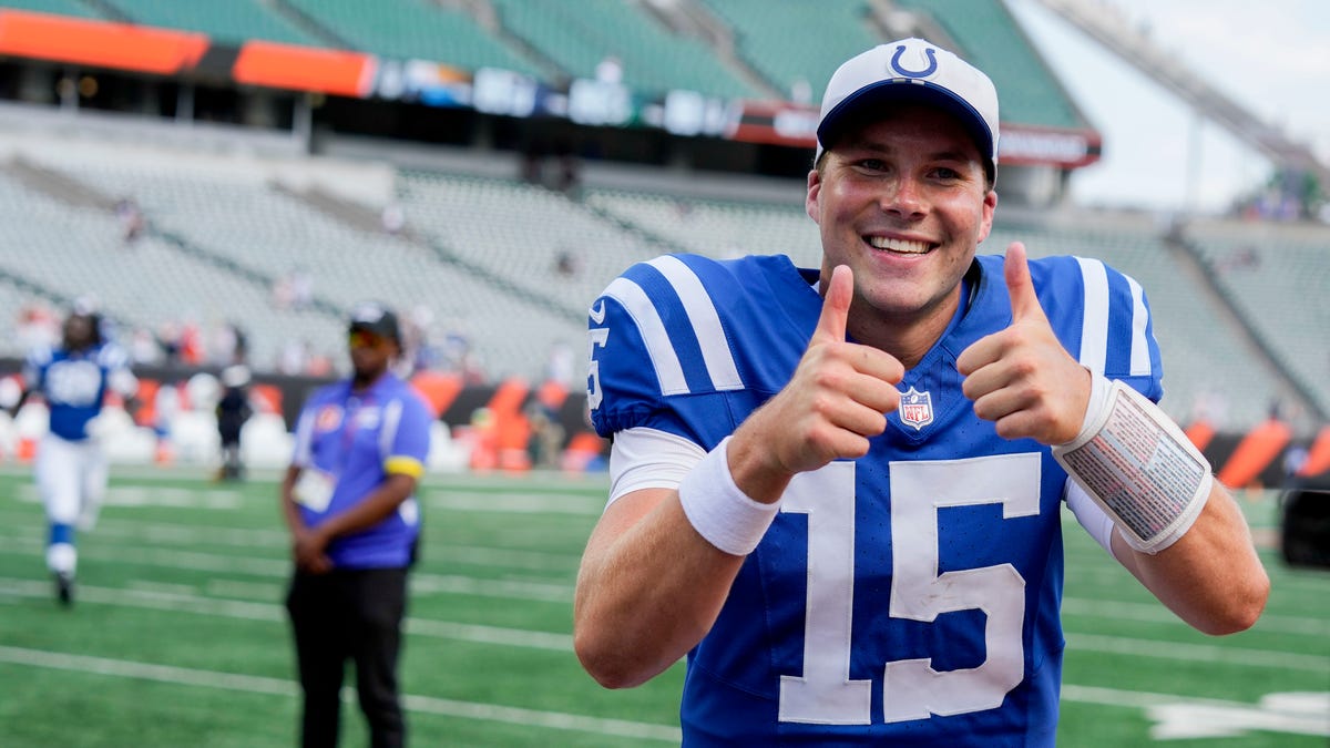 Should they cut Anthony Richardson for Riley Leonard? What?!?