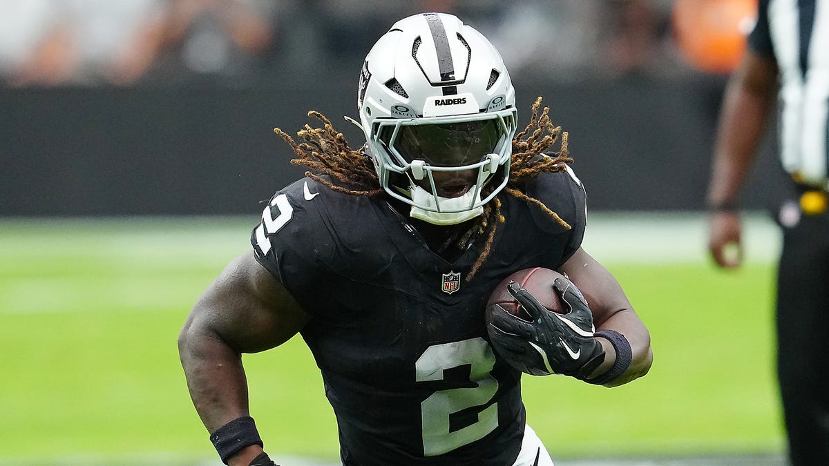 Should you draft Ashton Jeanty in fantasy? Preseason stats, outlook