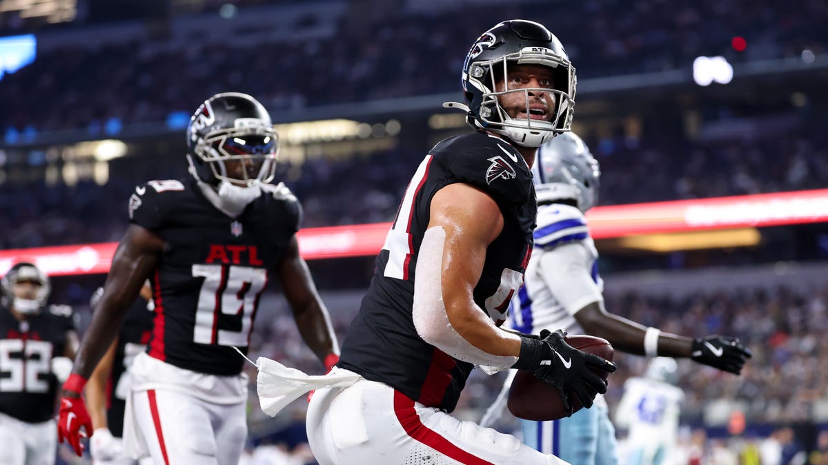 Falcons 53-man roster: Biggest surprises, takeaways