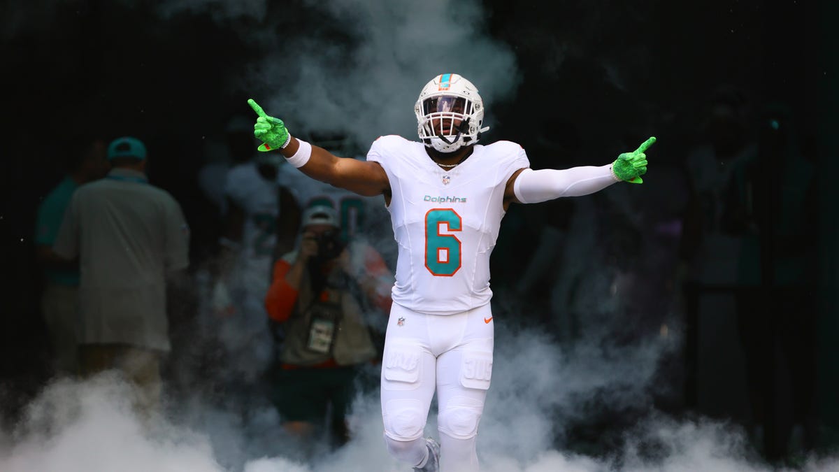 Indianapolis signs Anthony Walker to practice squad