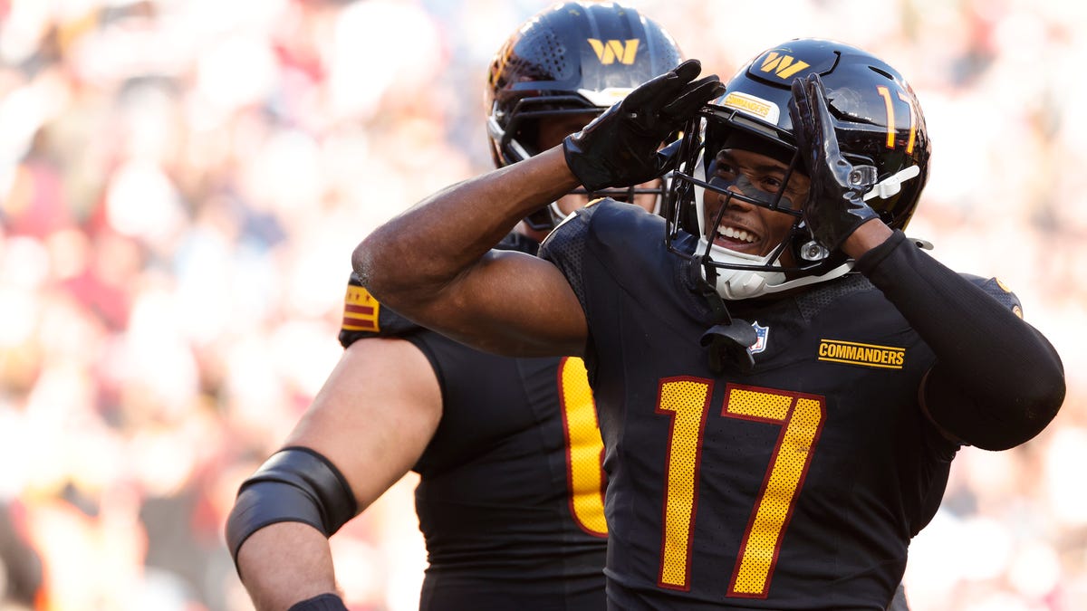 Commanders' Terry McLaurin loves hoodies, Jayden Daniels, teammates