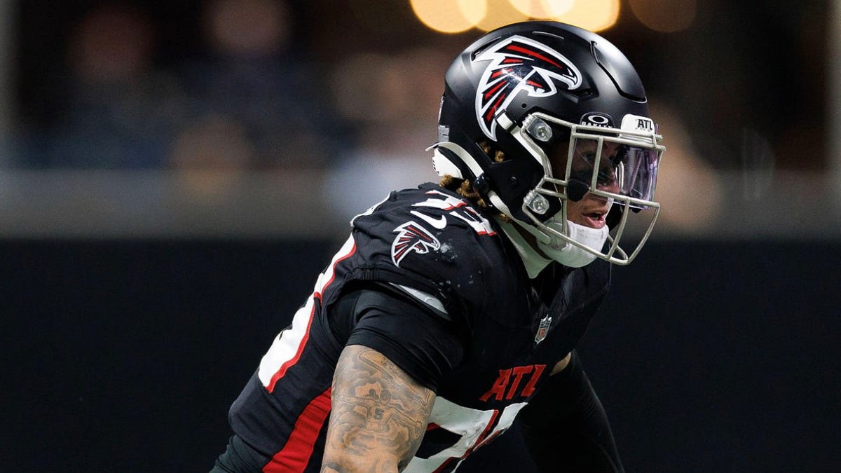 Atlanta Falcons rookie Billy Bowman wins starting nickel job