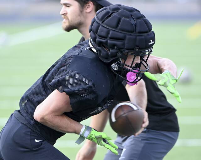 8725243_web1_ptr-FTAB25-QuakerValley-03 8725243_web1_ptr-FTAB25-QuakerValley-03