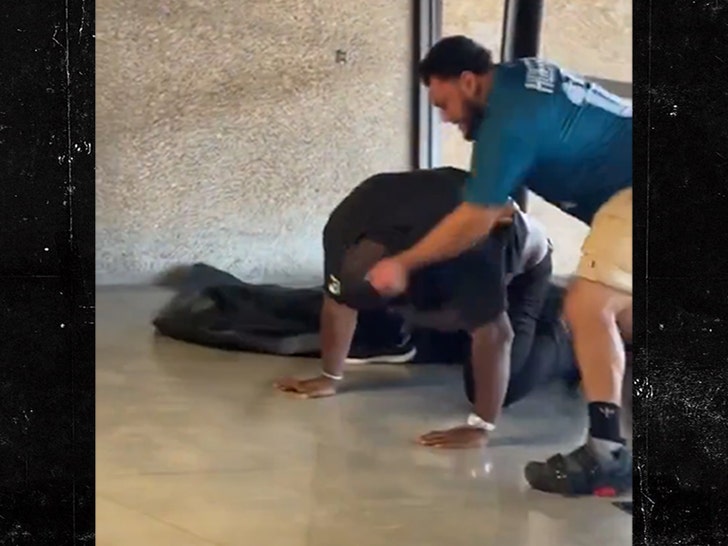 081725-jaguars-saints-fight-v4