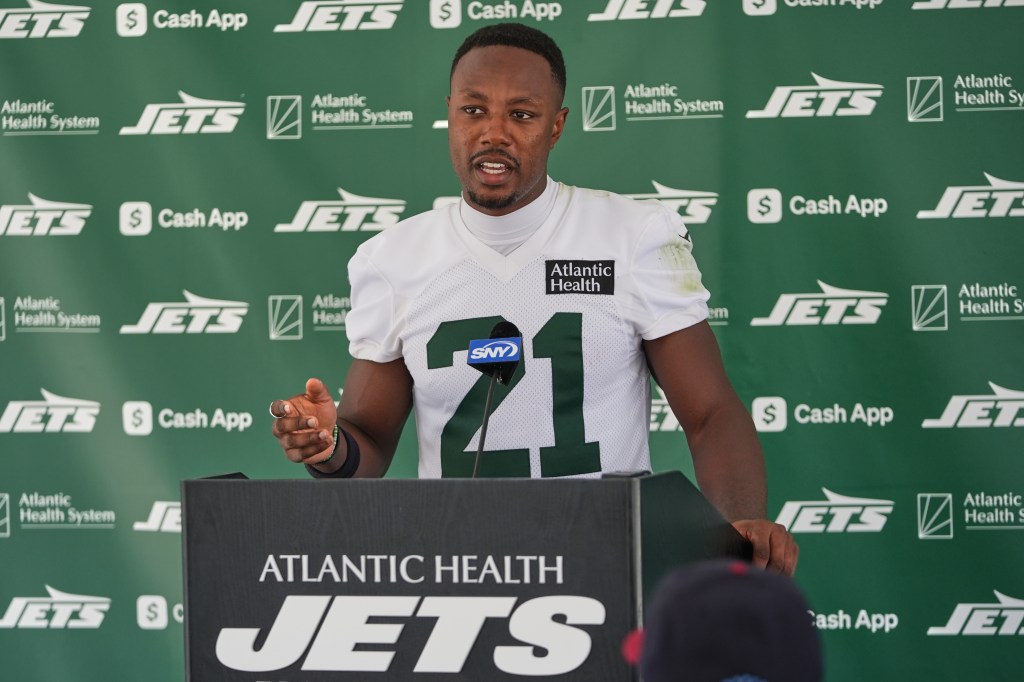 Jets' Brandon Stephens wants to be part of the change under Glenn