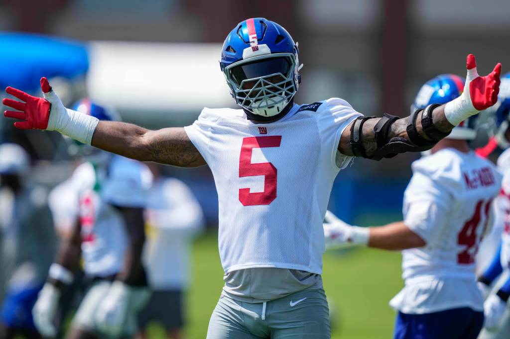 Giants' Kayvon Thibodeaux says Jets QB Justin Fields tough to evaluate