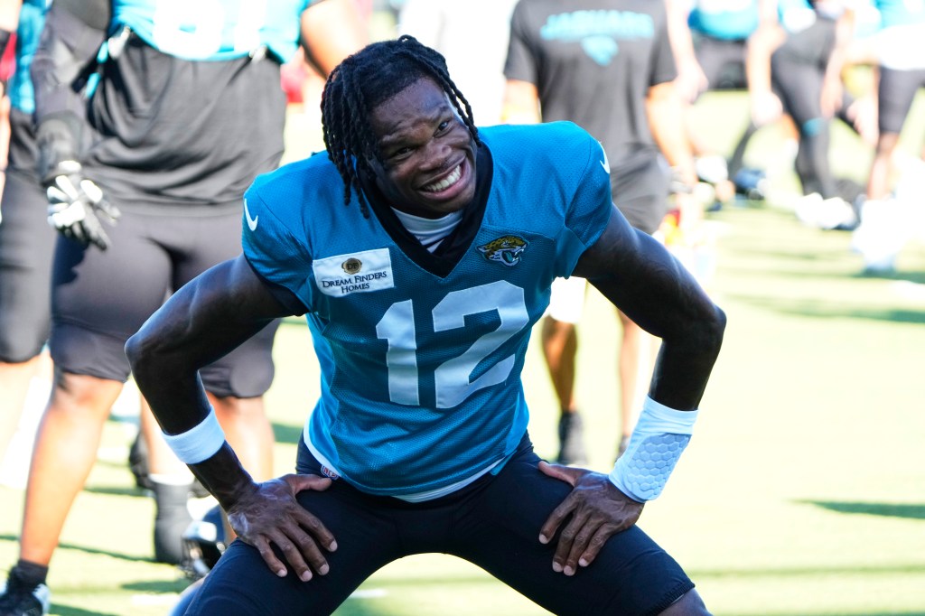Could Travis Hunter, Jaguars surprise division?