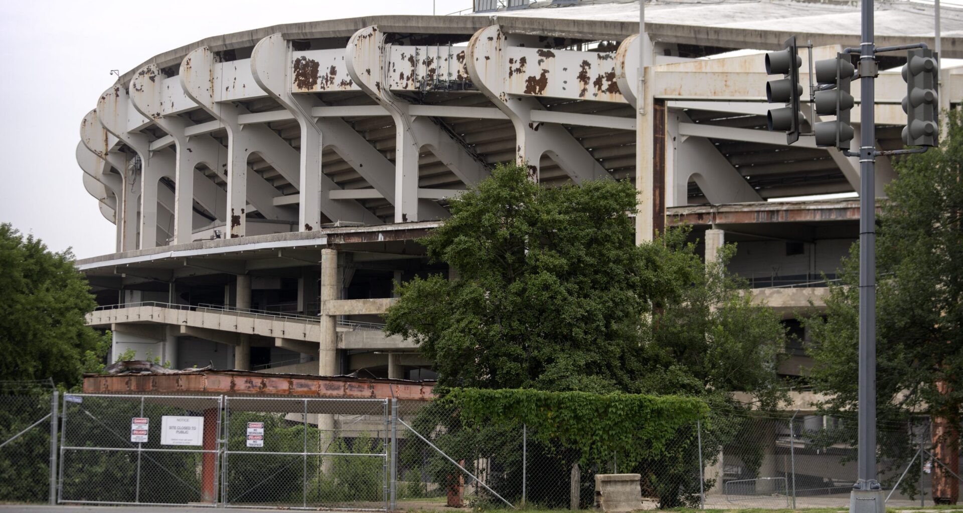 D.C. Council votes in favor of Commanders stadium plan