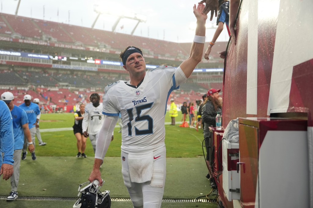 Former UConn, CT high school QB released by Titans