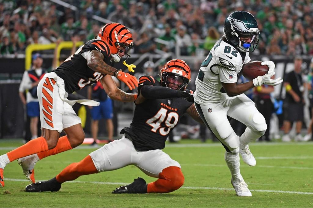 Ainias Smith making case as punt returner