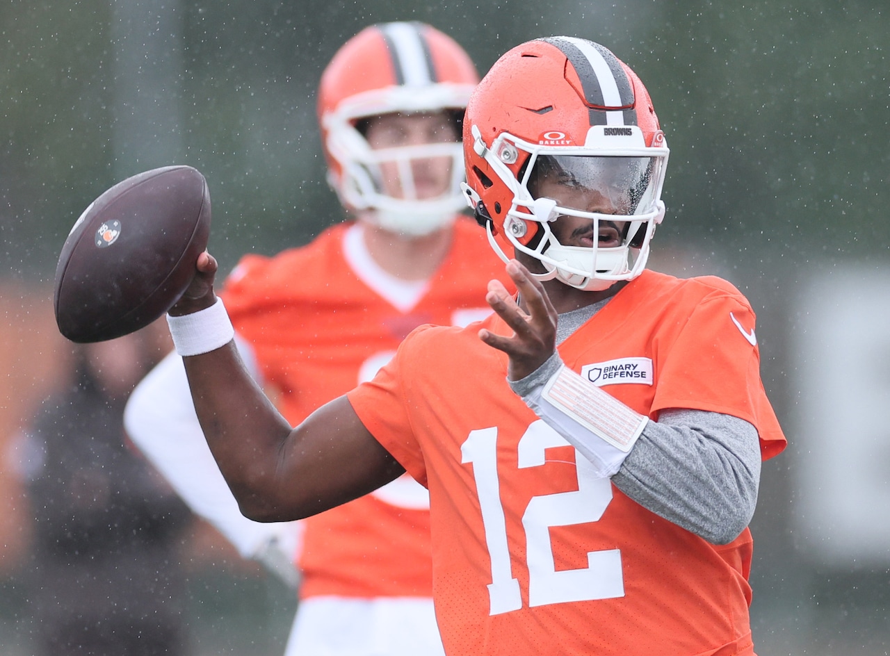 Browns' Shedeur Sanders targeted by conspiracy, NFL Hall of Famer Eric Dickerson alleges: ‘What I heard...’