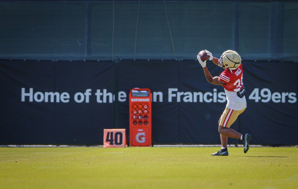 Marques Sigle bidding for 49ers' safety job as fifth-round gem