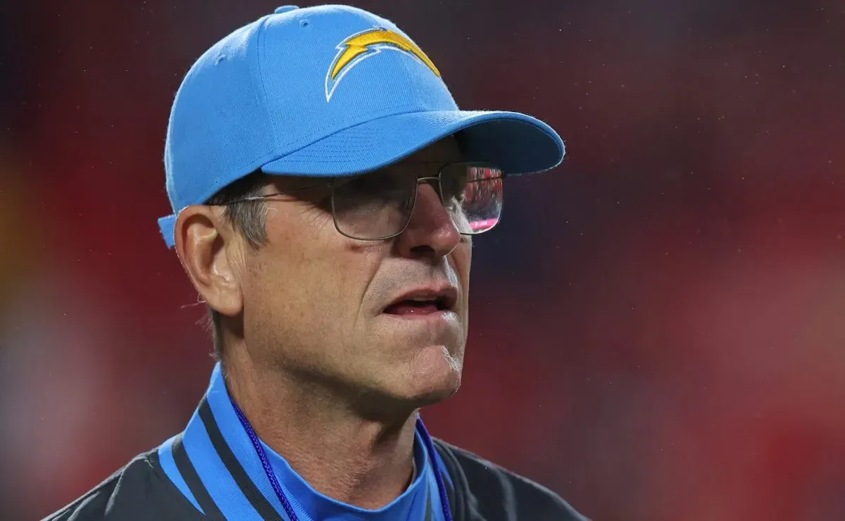 Chargers HC Jim Harbaugh only needed two words to describe Jared Goff, Dan Campbell's Lions